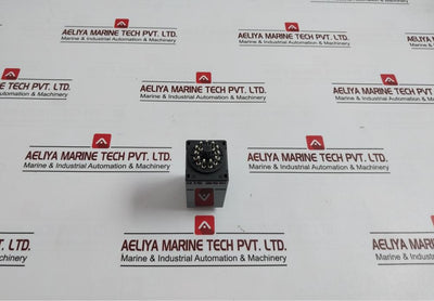 Idec Gt3A-4Ad24 Electronic Timer 240Vac/24Vdc 50/60Hz