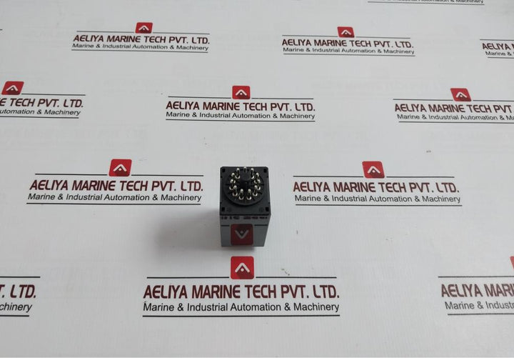Idec Gt3A-4Ad24 Electronic Timer 240Vac/24Vdc 50/60Hz