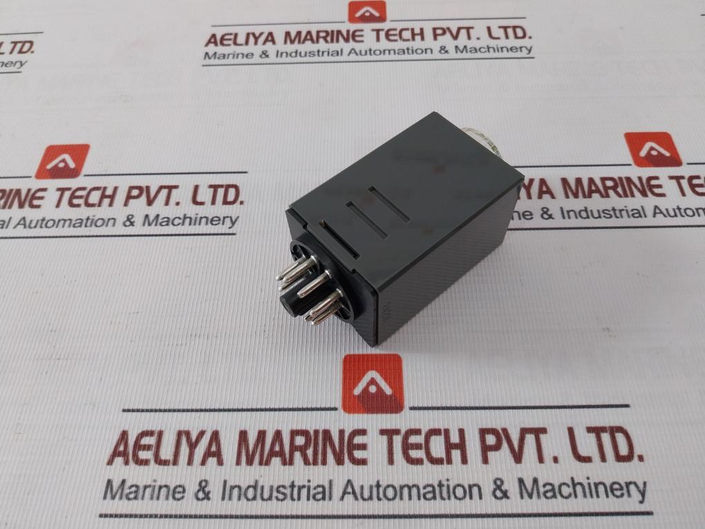 Idec Gt3P-4Ad24 Electronic Timer 1S 100Ma 28Vdc Ac/Dc 24V 24231