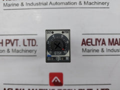 Idec Gt5Y-2Sn Miniature/Electronic Timer W/ Sm2S-05C Socket Din Mount Fingersafe
