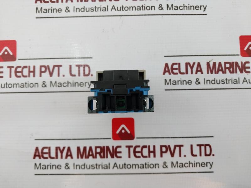 Idec Hw-g10 Push Button With Contact Block A600 10A 80428