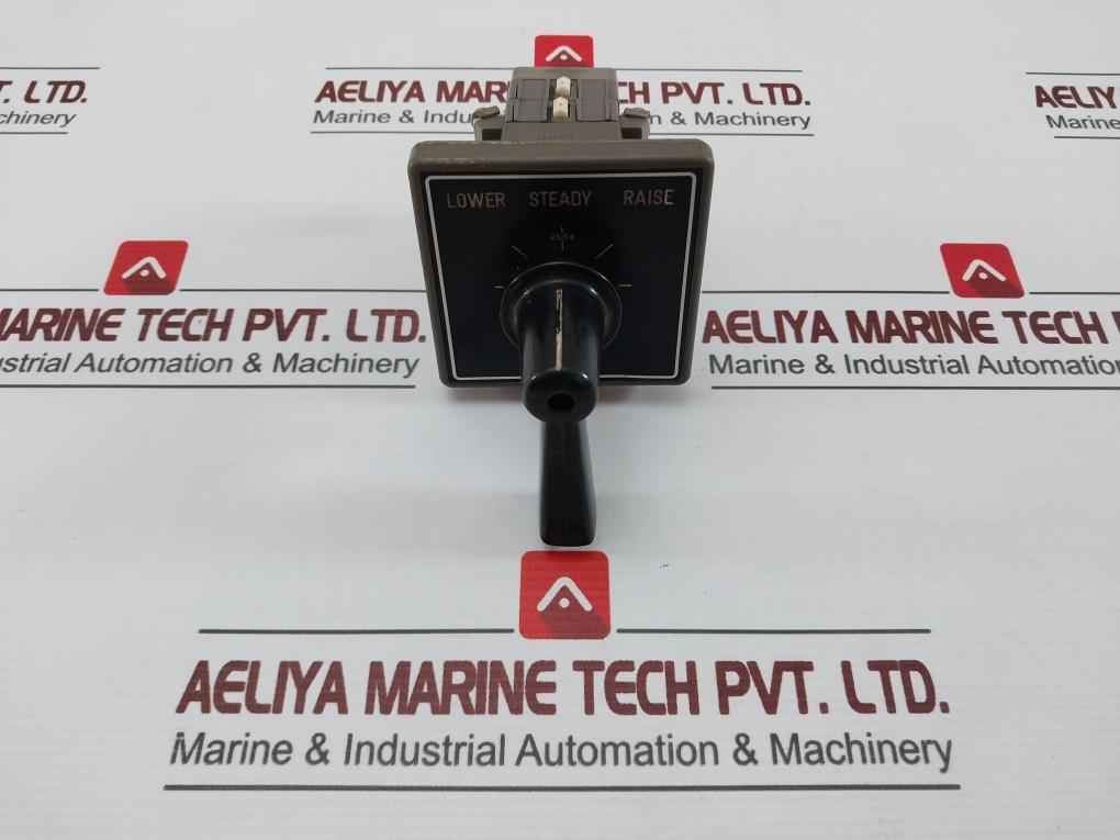Idec Izumi Cs-10 Rotary Cam Switch 600V 10A