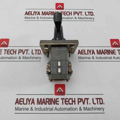Idec Izumi Cs-10 Rotary Cam Switch 600V 10A