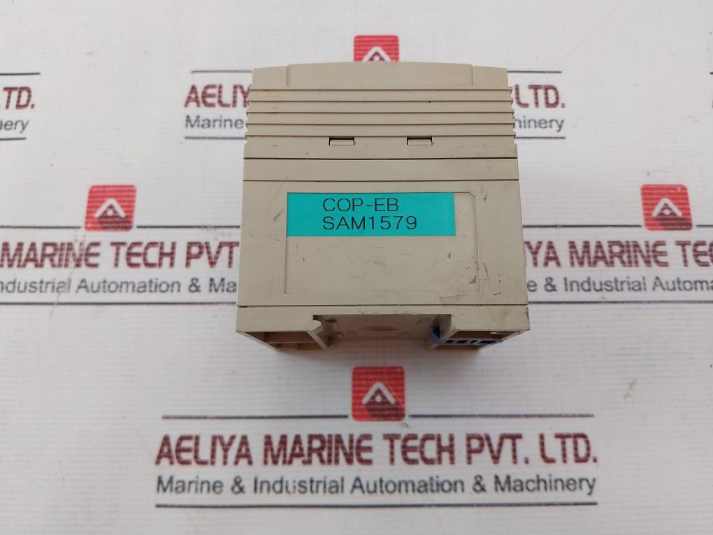 Idec Izumi Eb3C-r03A/ Eb3C-ro3A Output Relay 100-240Vac