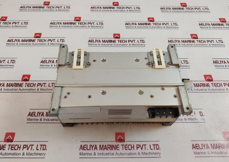 Idec Izumi Fa-1 Programmable Controller Pfa-1C24Rdc 24V Dc Base Unit