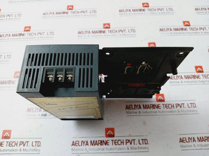 Idec Izumi Pf2J-cpu1Eu Fa-2 Junior Programmable Controller