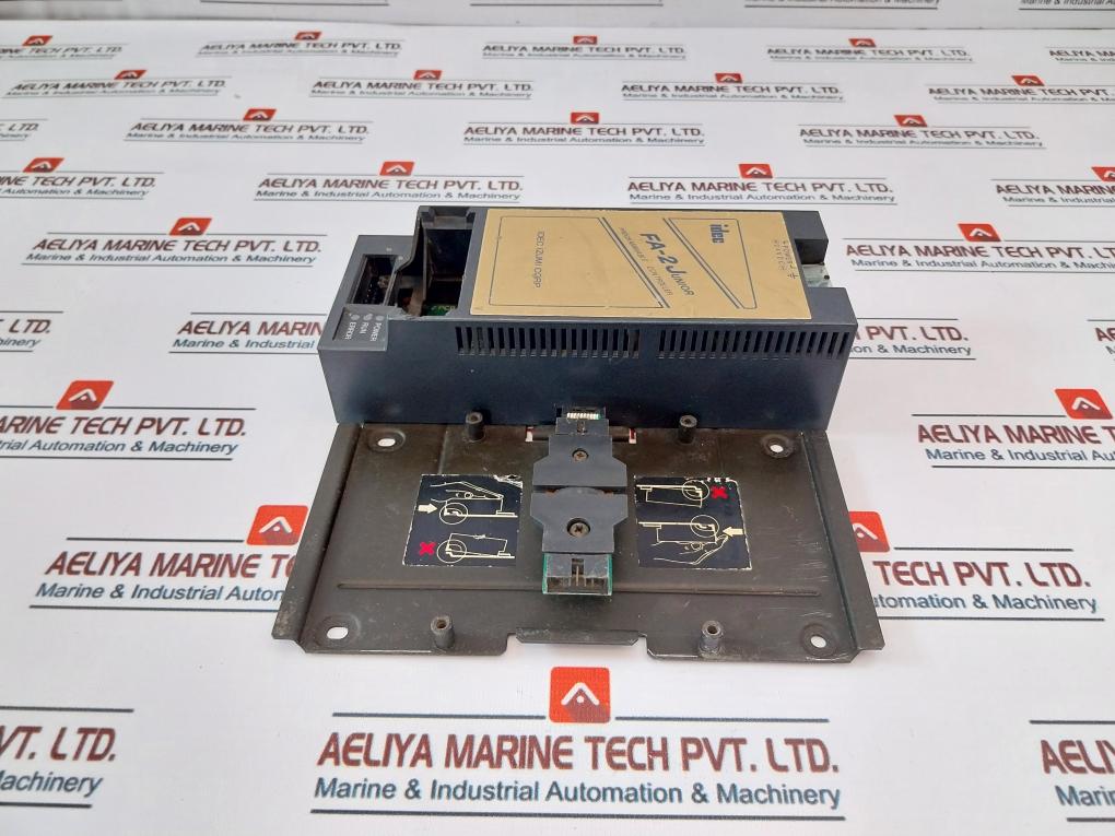 Idec Izumi PF2J-CPU1DCEU Programmable Controller CPU Unit (DC) (Not Working)