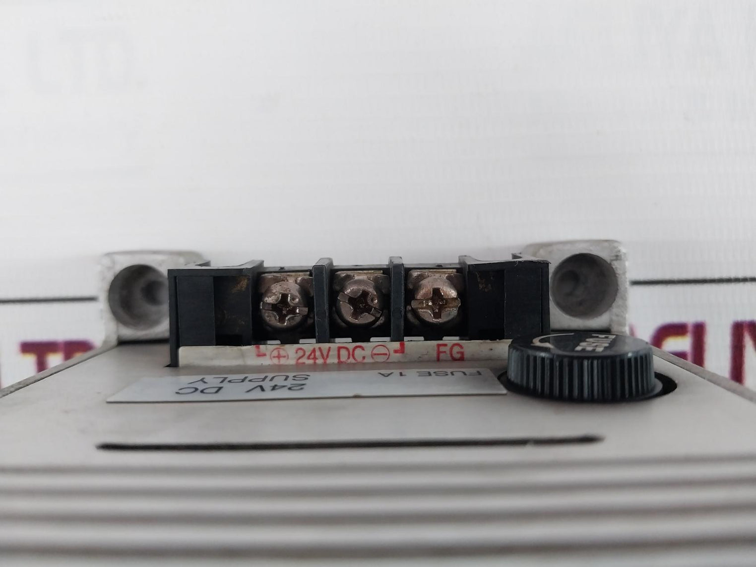 Idec Izumi Pfa-1N081Dc Plc 8-input Unit 24V Dc