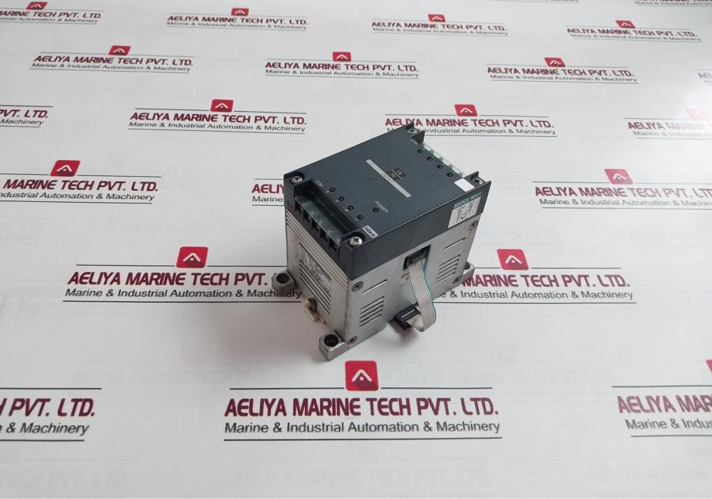 Idec Izumi Pfa-1N081Dc Programmable Controller Plc 8-input Unit 24Vdc