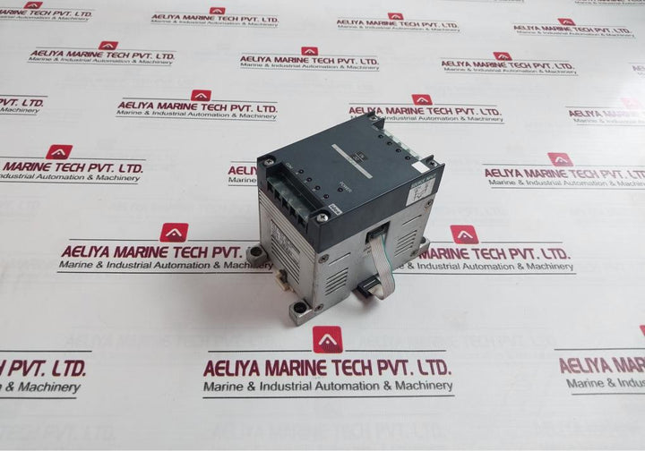 Idec Izumi Pfa-1N081Dc Programmable Controller Plc 8-input Unit 24Vdc