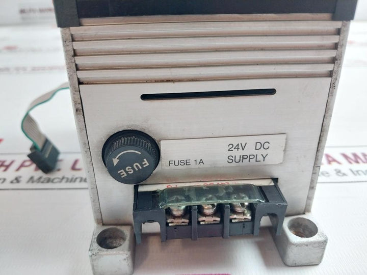 Idec Izumi Pfa-1N081Dc Programmable Controller Plc 8-input Unit 24Vdc