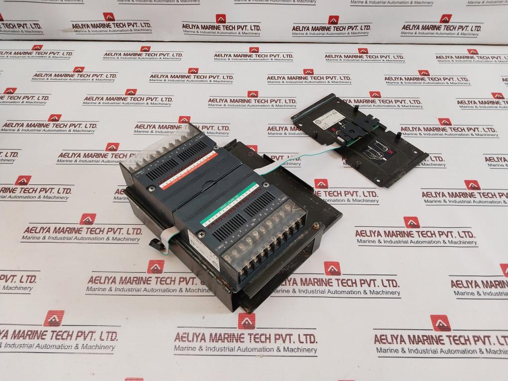 Idec Izumi PFJ-N162U, PFJ-N162U, PFJ-T162CU Input/Output Transistor Unit