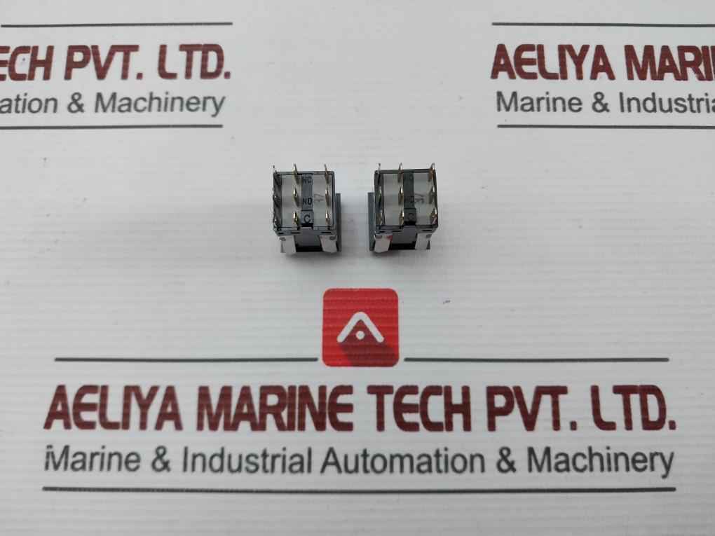 Idec Ma2L-m614W Push Button Switch With Indicator Lamp