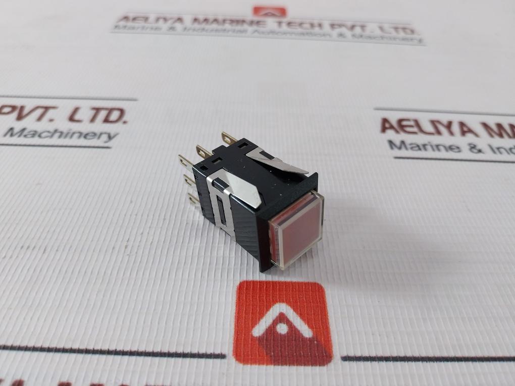 Idec Ma2L-m Red Push Button Switch With Indicator Lamp Ac250V 2A 24V Led Dc