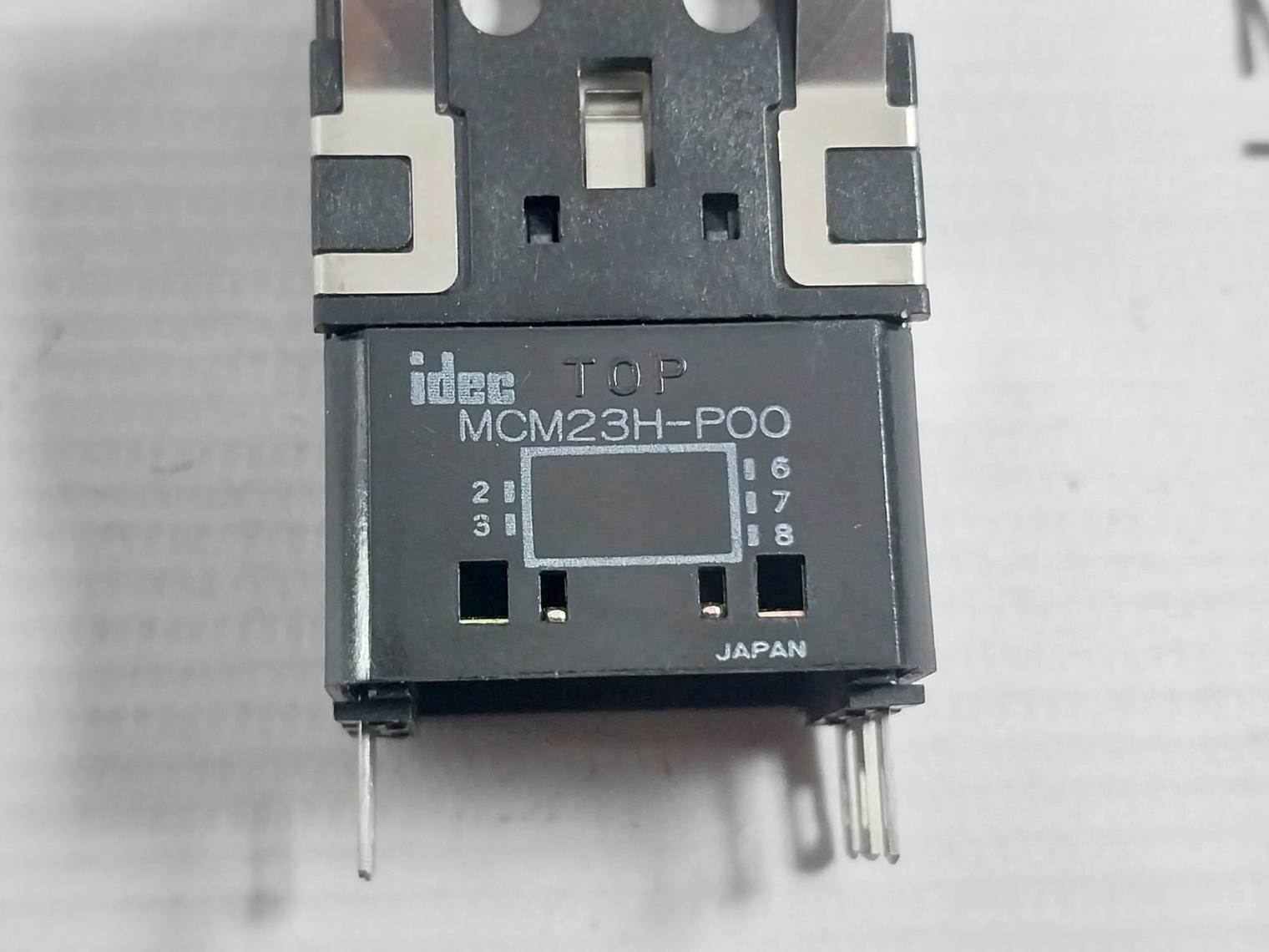Idec Mcm23H-p00 Push-button Switch
