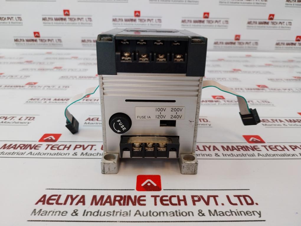 Idec Pfa-1T081 Output Module Relay 8 Output Unit