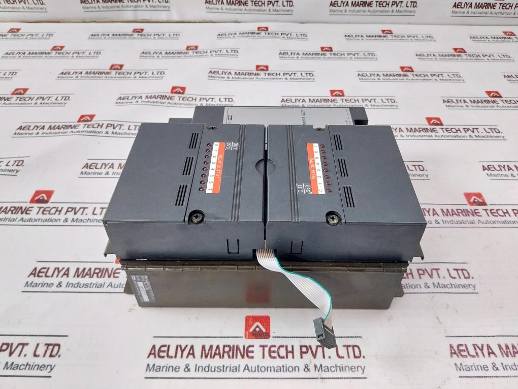 Idec Pfj-t081U Relay Output Module With Fa-1 Junior Programmable Controller
