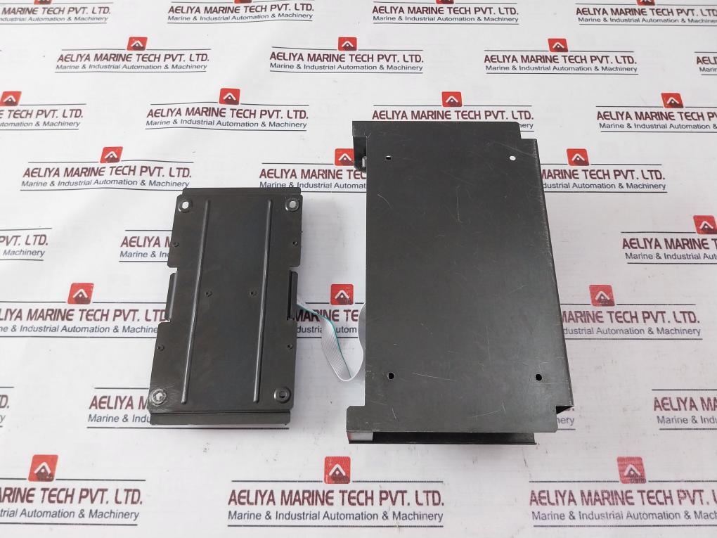 Idec Pfj-t081U Relay Output Module With Pfj-eb1U Expansion Base Plate