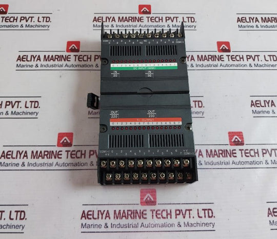 Idec Pfj-t162 Transistor Input/Output Unit Pfj-n162U 24VDc 10Ma/Pt
