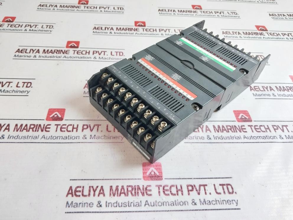 Idec Pfj-t162 Transistor Input/Output Unit Pfj-n162U 24VDc 10Ma/Pt