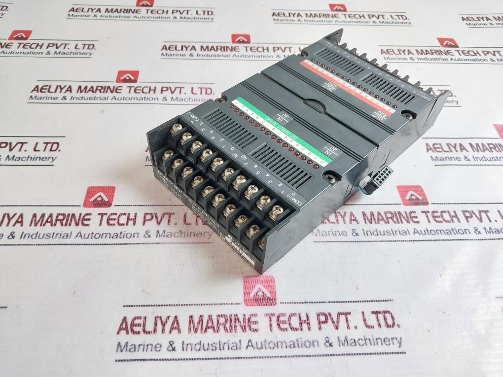 Idec Pfj-t162 Transistor Input/Output Unit Pfj-n162U 24VDc 10Ma/Pt