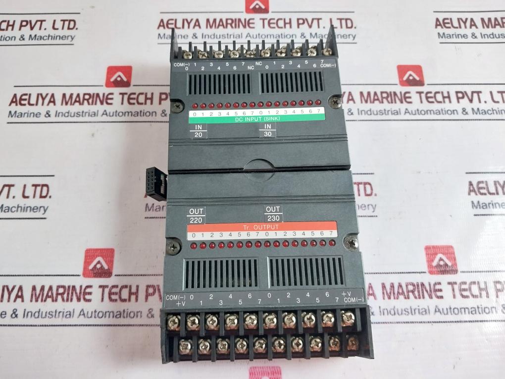 Idec Pfj-t162 Transistor Input/Output Unit Pfj-n162U 24VDc 10Ma/Pt