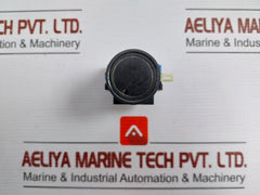 Idec Push Button Switch With Contact Block Part No: Hw-cb10, 10A 600V