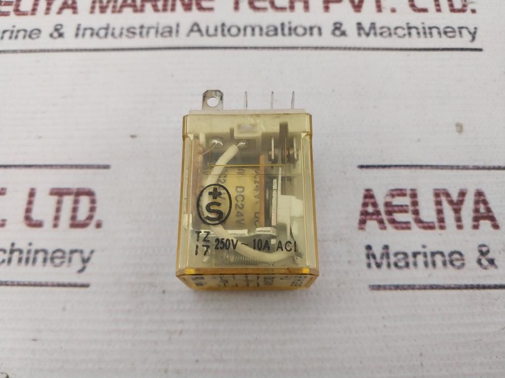 Idec Rh2B-u Relay 250V~ 10A