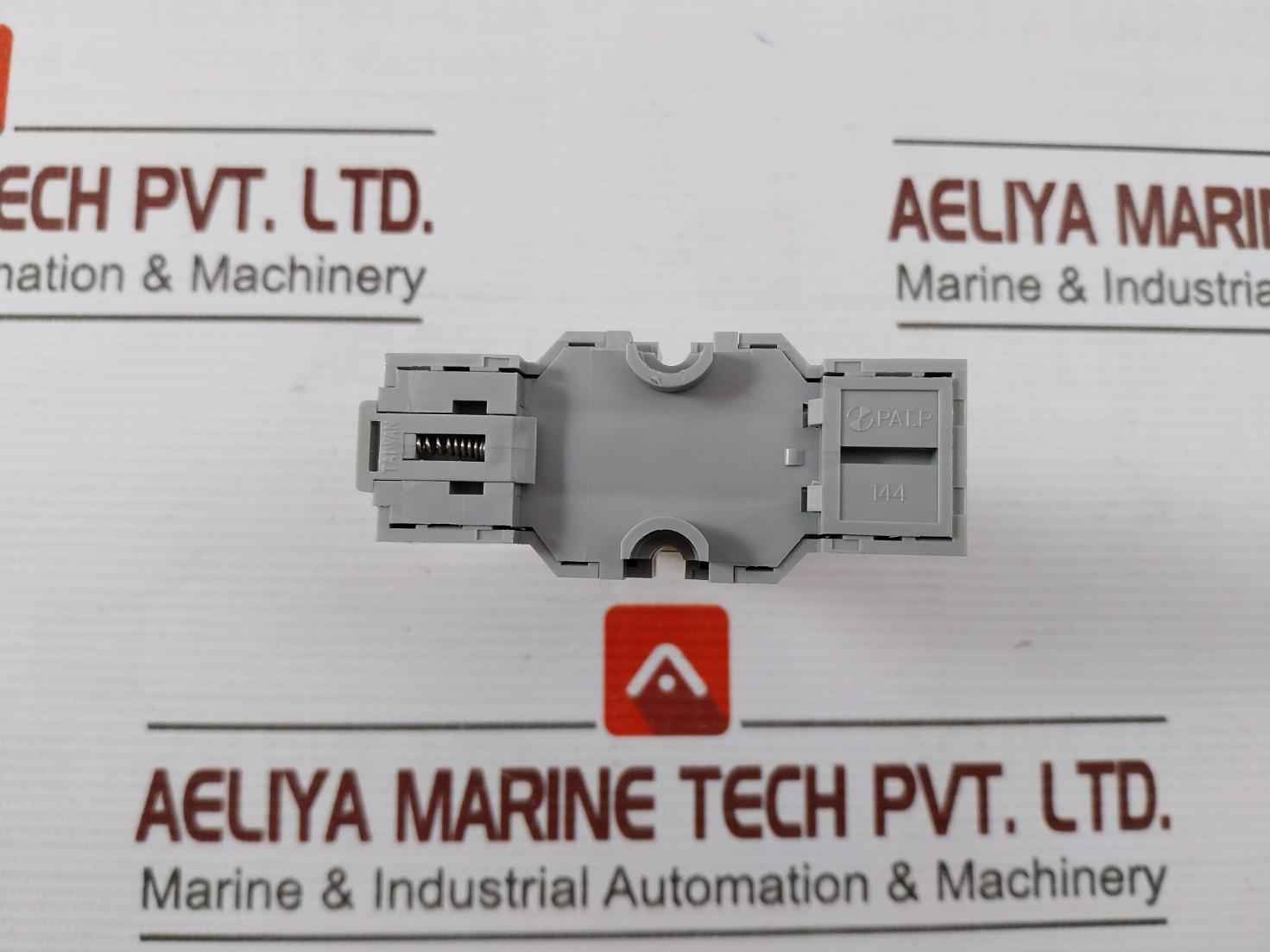 Idec Rh2B-ul Power Relay With Socket Sh2B-05 10A 300V Ac240V