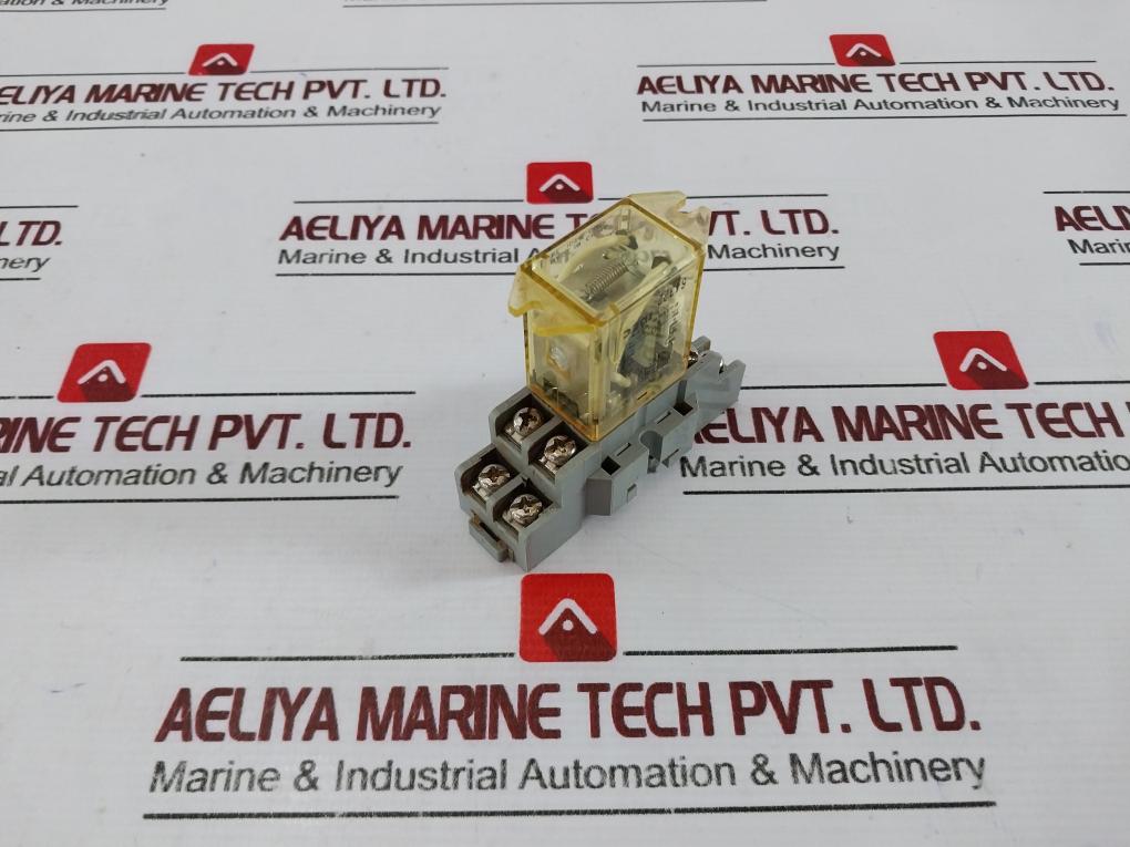 Idec Rh2b-utdc24v Relay, 10a 240vac, 7.5a 120vac