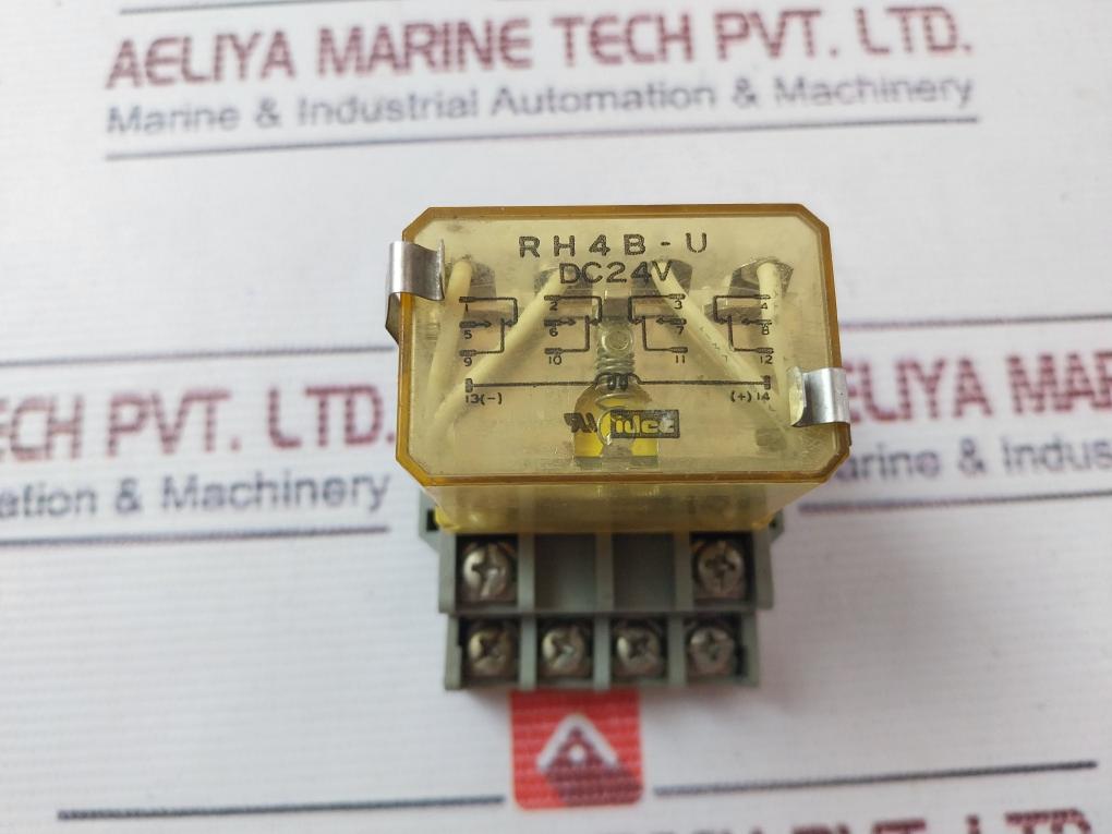 Idec Rh4B-u Power Relay With Base Sh4B-05U