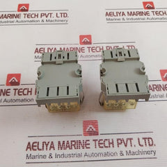 Idec Rh4B-u/Sh4B-05U Relay With Socket