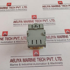 Idec Rh4B-u/Sh4B-05U Relay With Socket