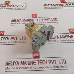 Idec Rh4B-u/Sh4B-05U Relay With Socket