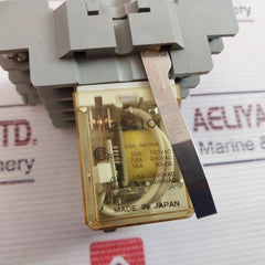 Idec Rh4B-u/Sh4B-05U Relay With Socket