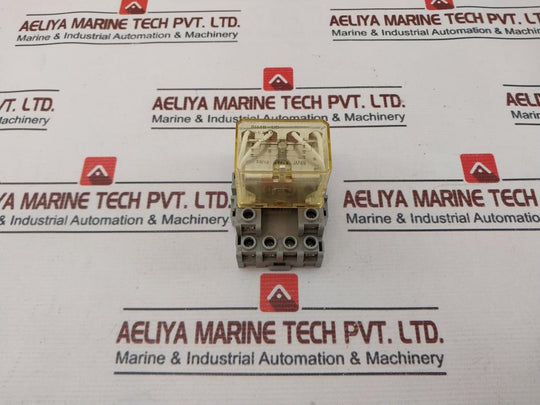 Idec Rh4B-ud Relay With Base 10A 300V