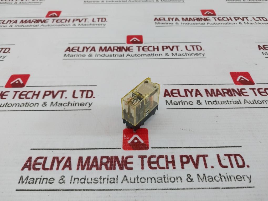 Idec Rj2S-c-a230 Power Relay 230Vac 50/60Hz 8A 250Vac 8A 30Vdc