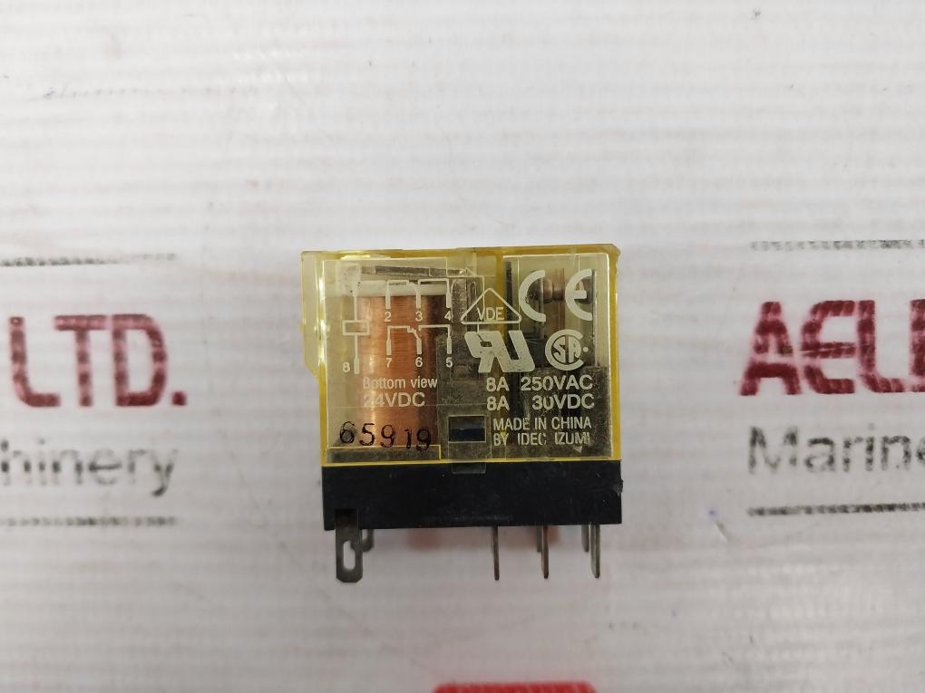 Idec Rj2S-c-d24 Plug-in Relay 24Vdc 8A 250Vac