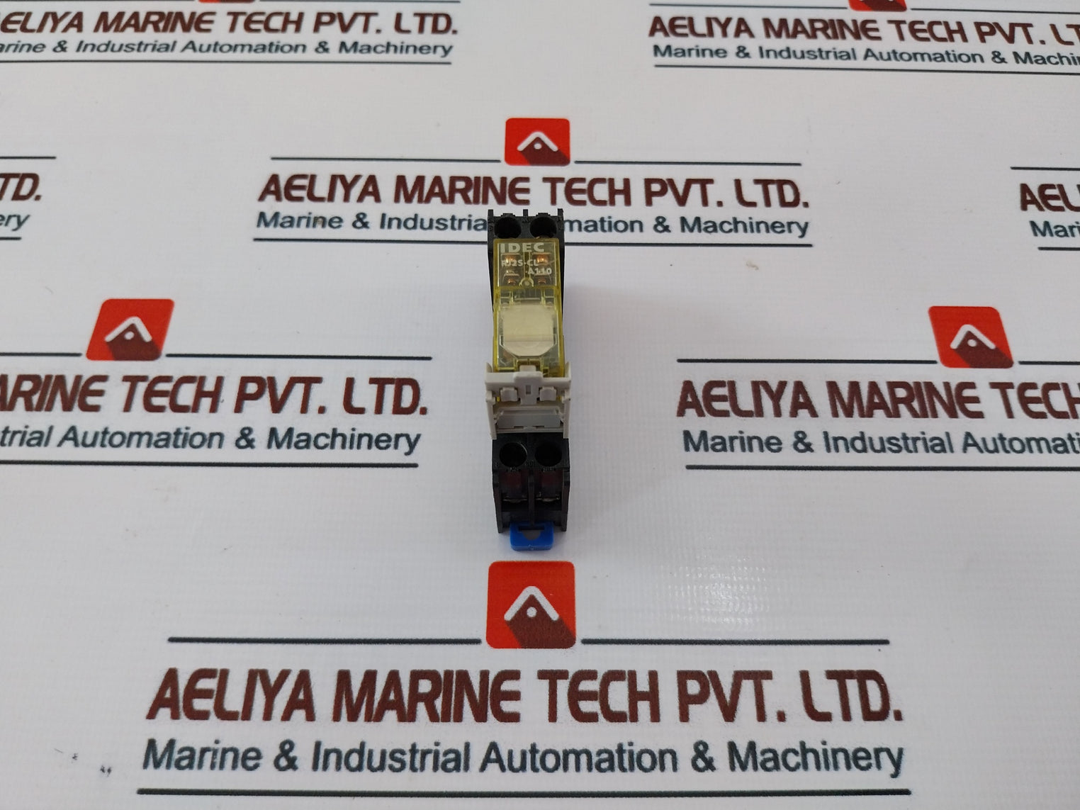 Idec Rj2S-cl-a110 Relay With Sj2S-07L Socket 50/60Hz
