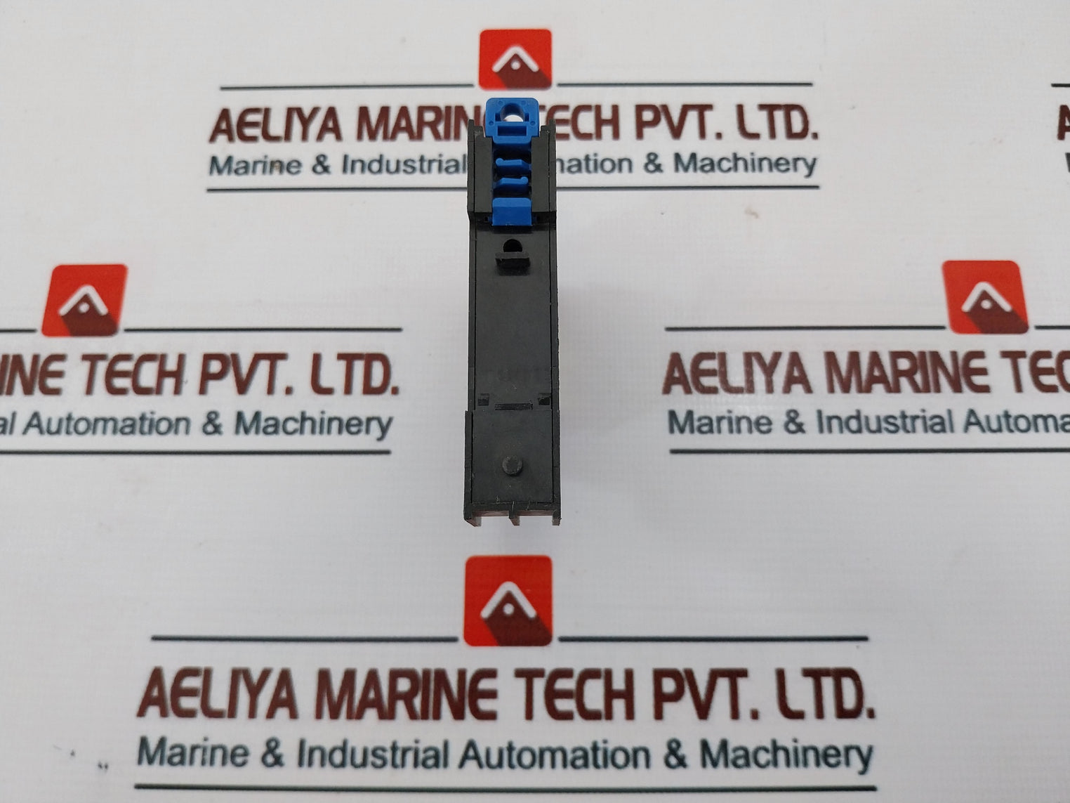 Idec Rj2S-cl-a110 Relay With Sj2S-07L Socket 50/60Hz