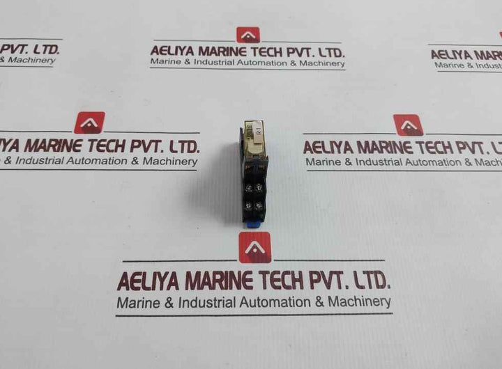 Idec Rj2S-clr-a110 General Purpose Relay 250V 8A