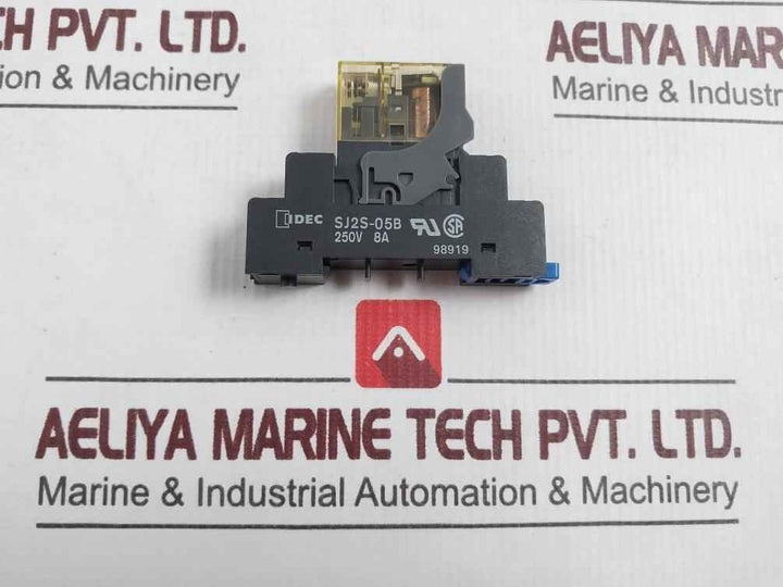 Idec Rj2S-clr-a110 General Purpose Relay 250V 8A