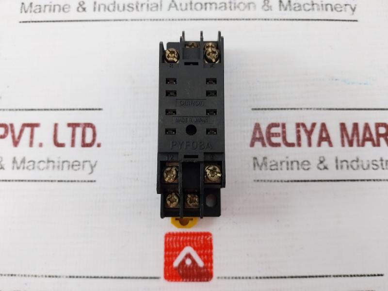 Idec Rm2S-u Relay W/ Pyf08A Relay Socket 50/60Hz