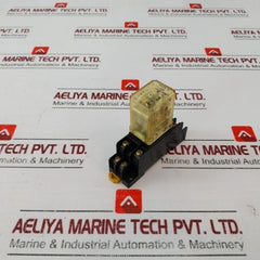 Idec Rm2S-u Relay W/ Pyf08A Relay Socket 50/60Hz