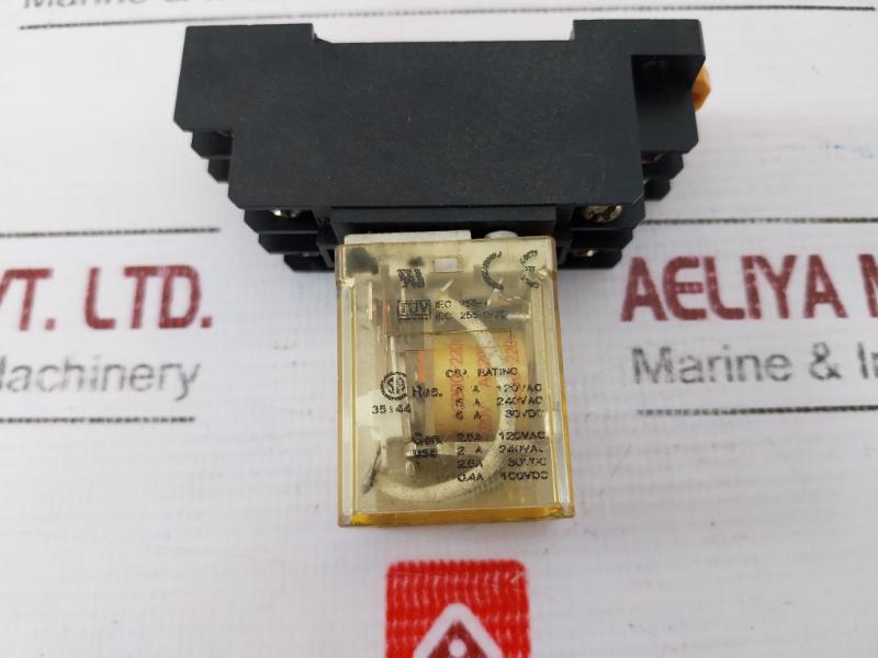 Idec Rm2S-u Relay W/ Pyf08A Relay Socket 50/60Hz