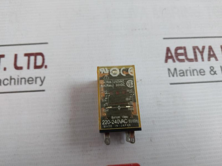 Idec Ru2S-a220 Power Relay 250Vac 30Vdc 50/60Hz