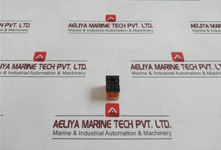 Idec Ru2S-a220 Power Relay 250Vac 30Vdc 50/60Hz