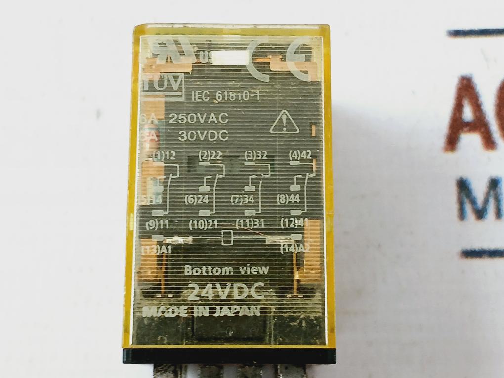 Idec Ru4S-c-d24 Power Relay With Base Sy4S-05D 24Vdc