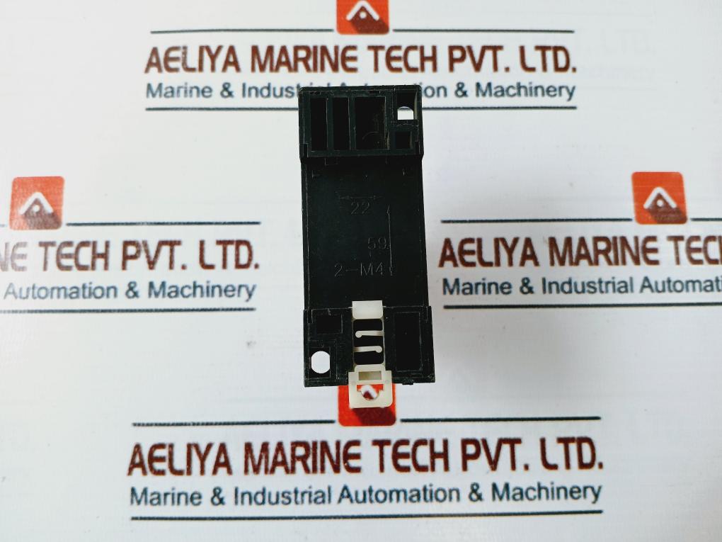 Idec Ru4S-c-d24 Power Relay With Base Sy4S-05D 24Vdc