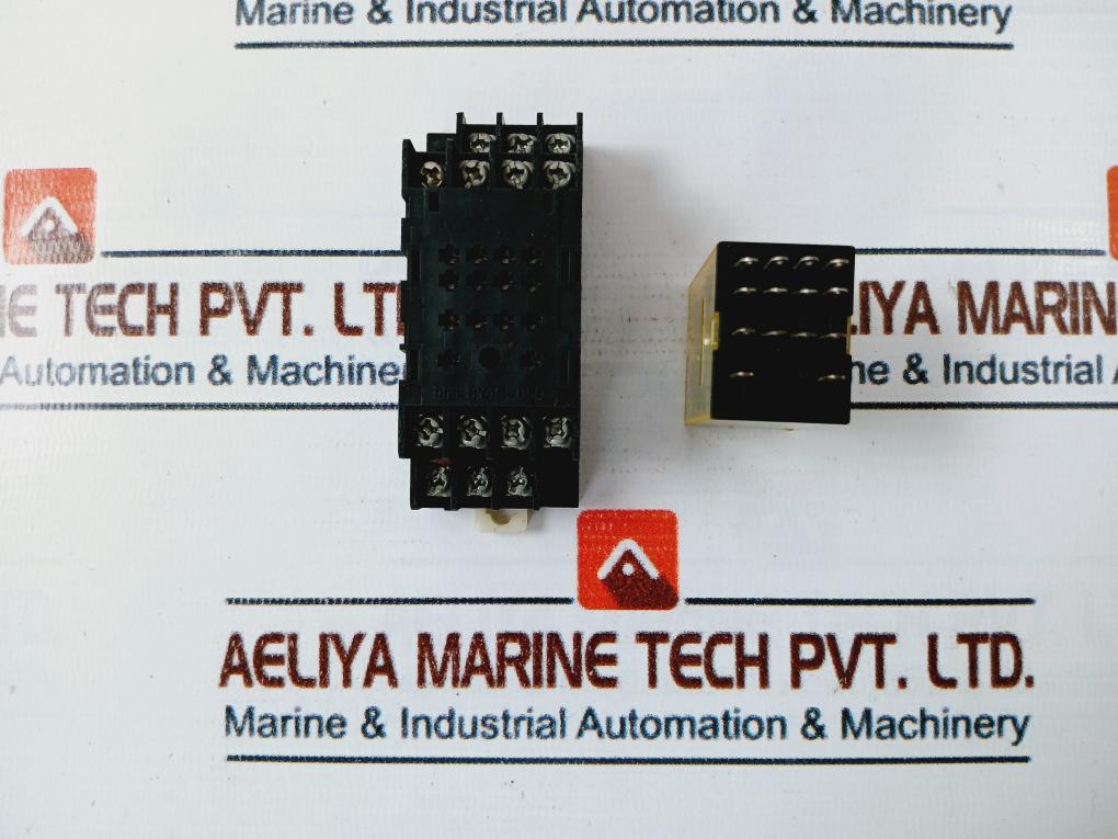 Idec Ru4S-c-d24 Power Relay With Base Sy4S-05D 24Vdc